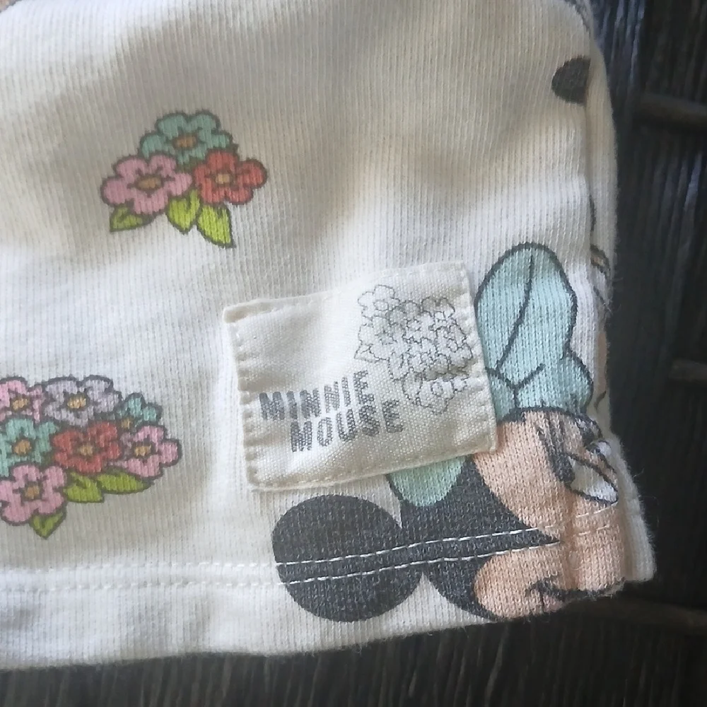 Zara Disney/Zara White Ruffled Top Minnie Mouse Shorts SZ 1 1/2 Years Girls
